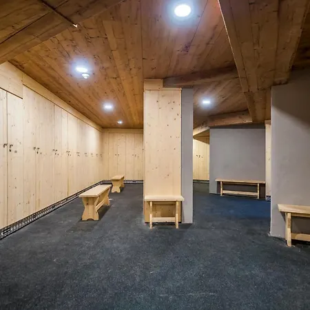 Apartment - Cosy Duplex Avec Vue Pied Des Pistes Silveralp 570